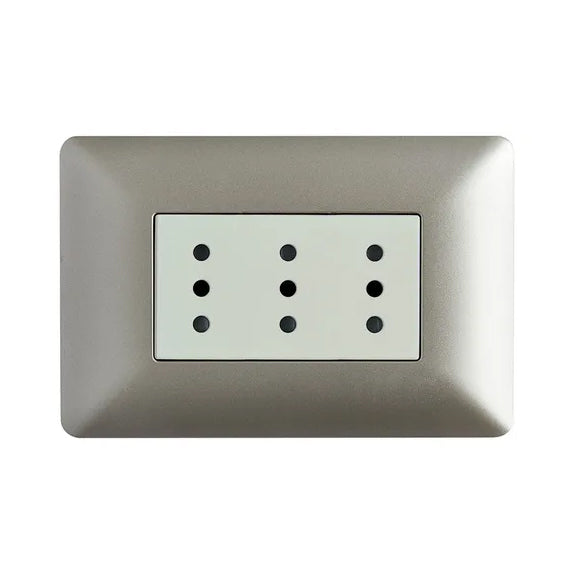 Enchufe Triple Punteado 10A 250V STANFORD Champagne