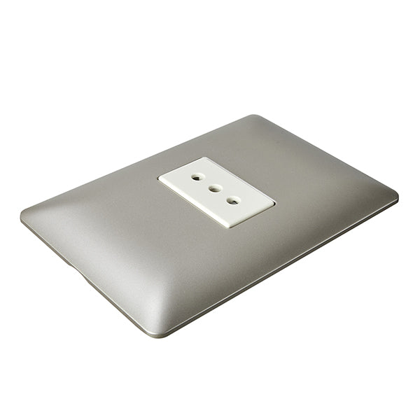 Enchufe Simple 10A 250V Stanford Chanpagne